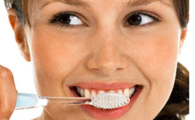 ΦΤΙΑΞΤΕ… Οδοντόκρεμα που καταπολεμά την τερηδόνα και λευκαίνει τα δόντια!!!