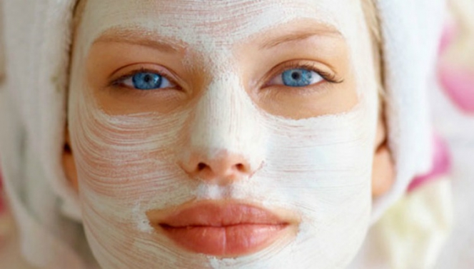 DIY: Αυτή η μάσκα είναι σαν ένεση αναζωογόνησης για το πρόσωπό σου