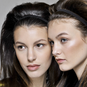 Λάδια για τα μαλλιά: 9 τρόποι να τα χρησιμοποιείς!