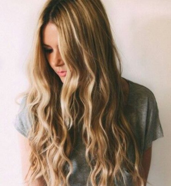 Το πιο τέλειο tip για να ξυπνήσετε με χαλαρά waves στα μαλλιά σας!