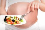 Τα τρόφιμα που βοηθούν όσες θέλουν να μείνουν έγκυες