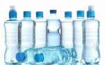 Πόσο κακό κάνει το νερό από το πλαστικό μπουκάλι – Σοκάρει έρευνα