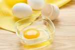 4 θεραπείες ομορφιάς με αυγό για να σώσεις το κολλαγόνο της επιδερμίδας σου.