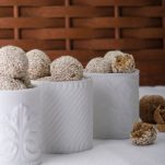 Γλυκιές μπουκιές με σουσάμι και καρύδια by Στέλιος Παρλιάρος ΧΩΡΙΣ ζάχαρη σε 15 λεπτά!