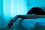 Τι συμβαίνει στην υγεία μας όταν κοιμόμαστε με αναμμένο φως;