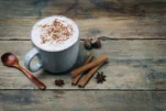 Καφές με κανέλα: ένα ρόφημα ιδανικό για τις κρύες μέρες του χειμώνα