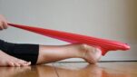 Πέντε ασκήσεις στα πέλματα για τους πόνους στην μέση, τους γοφούς και τα γόνατα