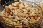 Ο σωστός τρόπος για να φάτε αμύγδαλα, καρύδια, φιστίκια και άλλους ξηρούς καρπούς