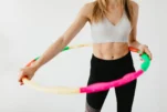 Άσκηση Hula Hoop για δύναμη του πυρήνα, αδυνάτισμα και υγιή καρδιά