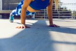 Τι συμβαίνει στο σώμα μας αν κάνουμε 200 push-ups την ημέρα για 1 μήνα
